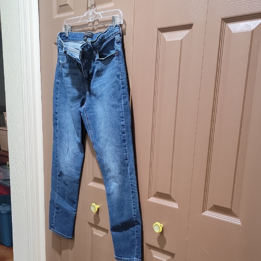 Banana Republic Girlfriend Jeans in Blue